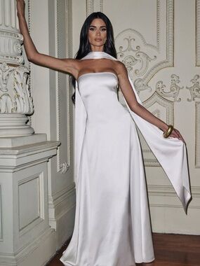 Elegant White Strapless Satin Evening Gown with Scarf - Morven Maxi Bride